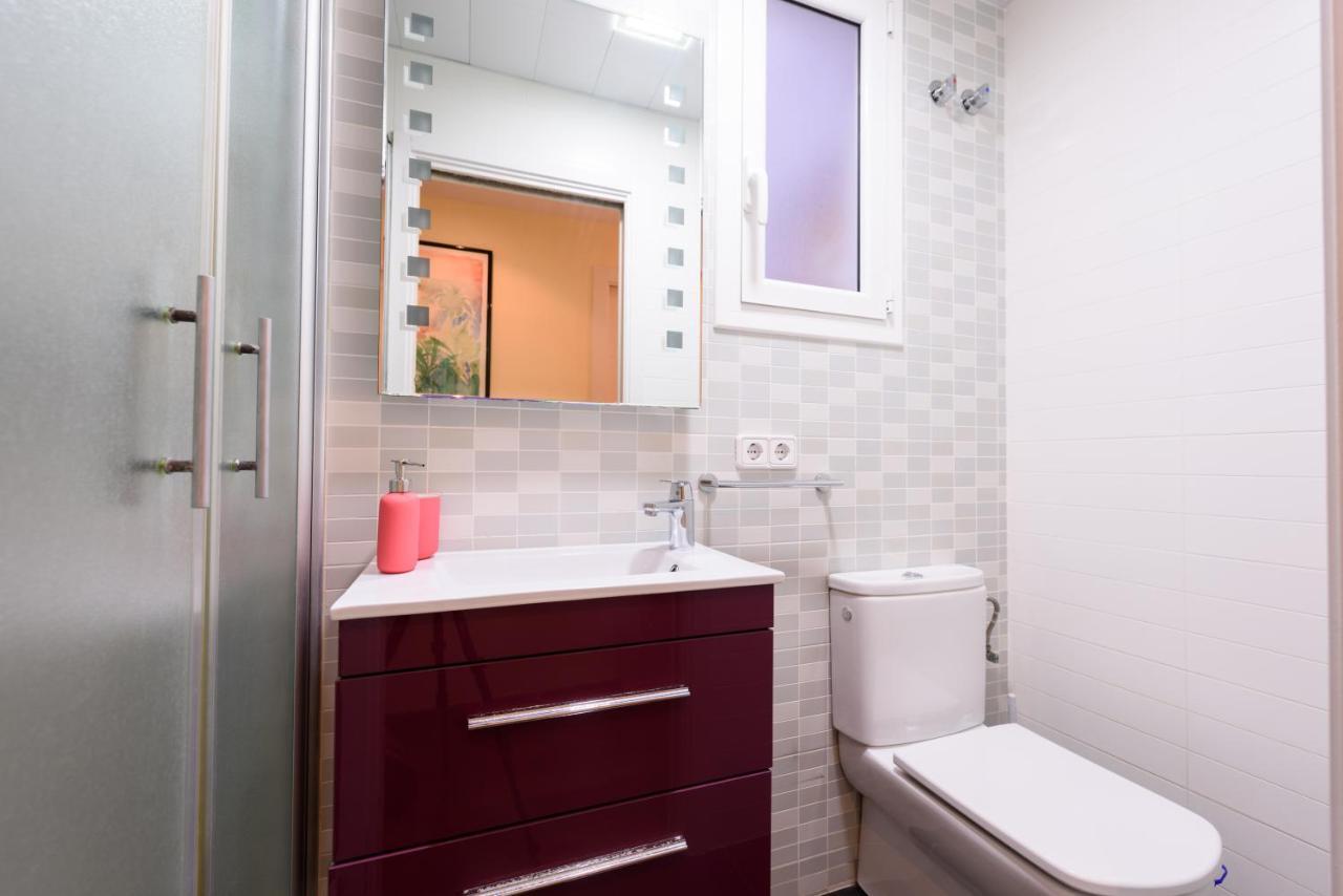 Ramblasrentals Cozy Renovated 2Br With Balcony Lift 20M Rambla - Parking - Wifi Барселона Экстерьер фото